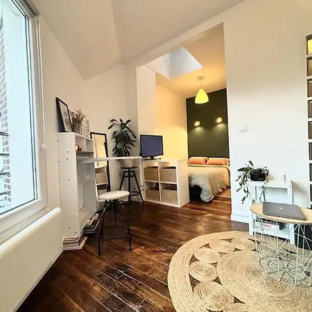 Montmartre Dernier Etage Calme Apartment