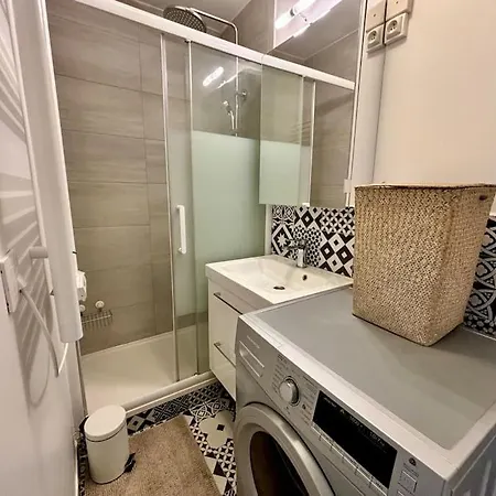 Montmartre Dernier Etage Calme شقة